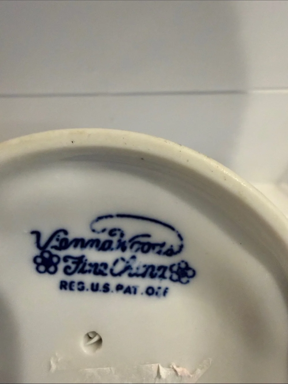 Vintage Vienna Woods Blue and White Floral Porcelain Toothbrush Holder